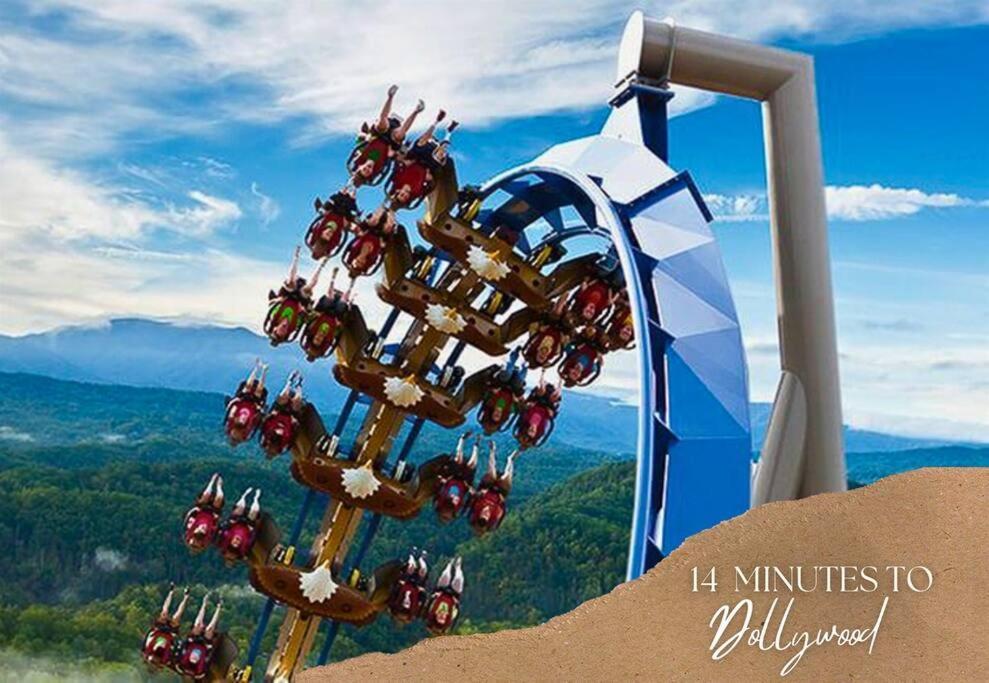 Willow Trace: Family Retreat, Hot Tub, Gaming! Pigeon Forge Luaran gambar